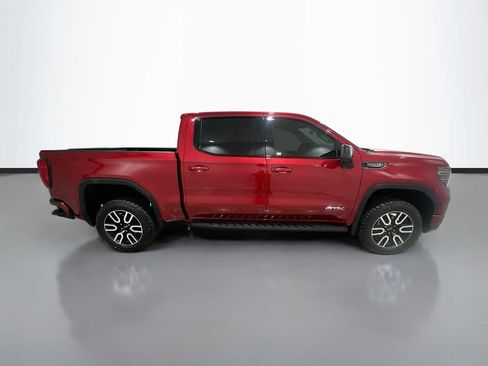 Used 2022 GMC Sierra 1500 AT4 w/ AT4 Premium Package AWD/4WD image 8