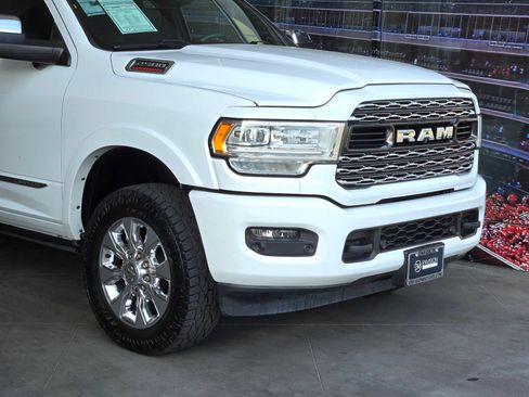 Used 2020 RAM 2500 Limited AWD/4WD image 2