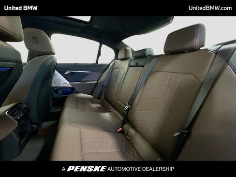 New 2026 BMW 530i w/ Executive Package image 13