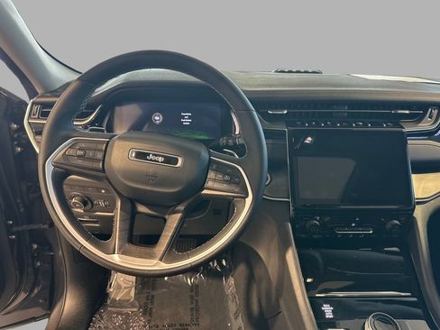 Used 2023 Jeep Grand Cherokee 4WD 4xe image 30