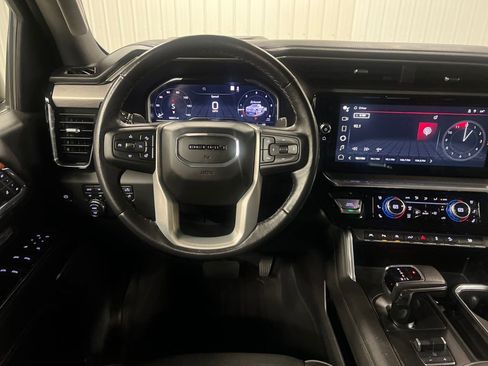 Certified 2022 GMC Sierra 1500 Denali w/ Technology Package AWD/4WD image 18