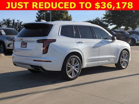 Used 2023 Cadillac XT6 Premium Luxury w/ Technology Package image 5