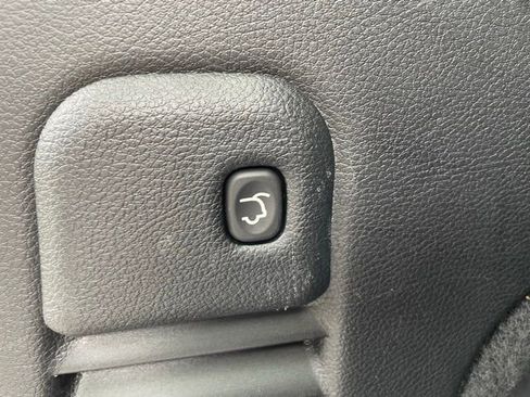 Used 2019 Jeep Grand Cherokee Limited X AWD/4WD image 32