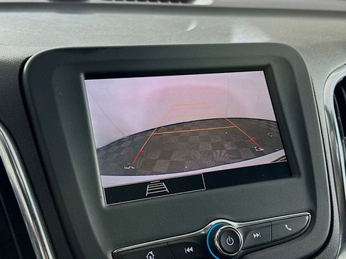 Used 2024 Chevrolet Equinox LT image 22