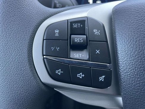 New 2026 Ford Explorer Active RWD image 16