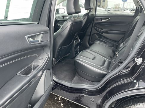 Used 2022 Ford Edge Titanium image 27