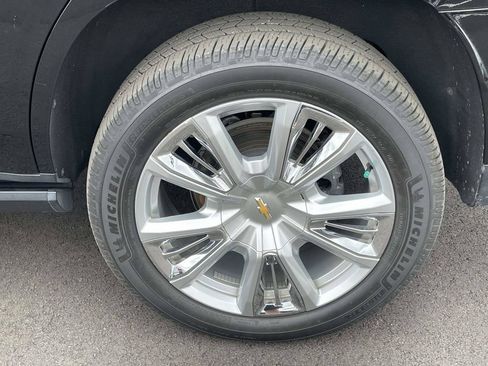 Used 2022 Chevrolet Tahoe High Country w/ Max Trailering Package AWD/4WD image 9