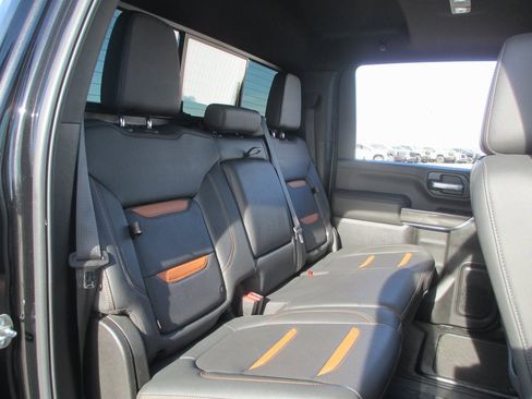 Certified 2022 GMC Sierra 2500 AT4 w/ AT4 Preferred Package image 22