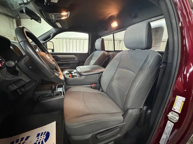 Used 2024 RAM 3500 Tradesman w/ Chrome Appearance Group AWD/4WD image 14