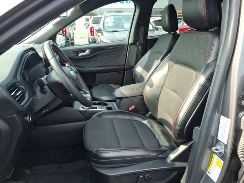 Certified 2023 Ford Escape ST-Line w/ Tech Pack #1 AWD/4WD image 15