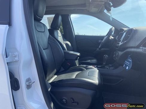 Used 2022 Jeep Cherokee Limited w/ Mopar Interior Package AWD/4WD image 29