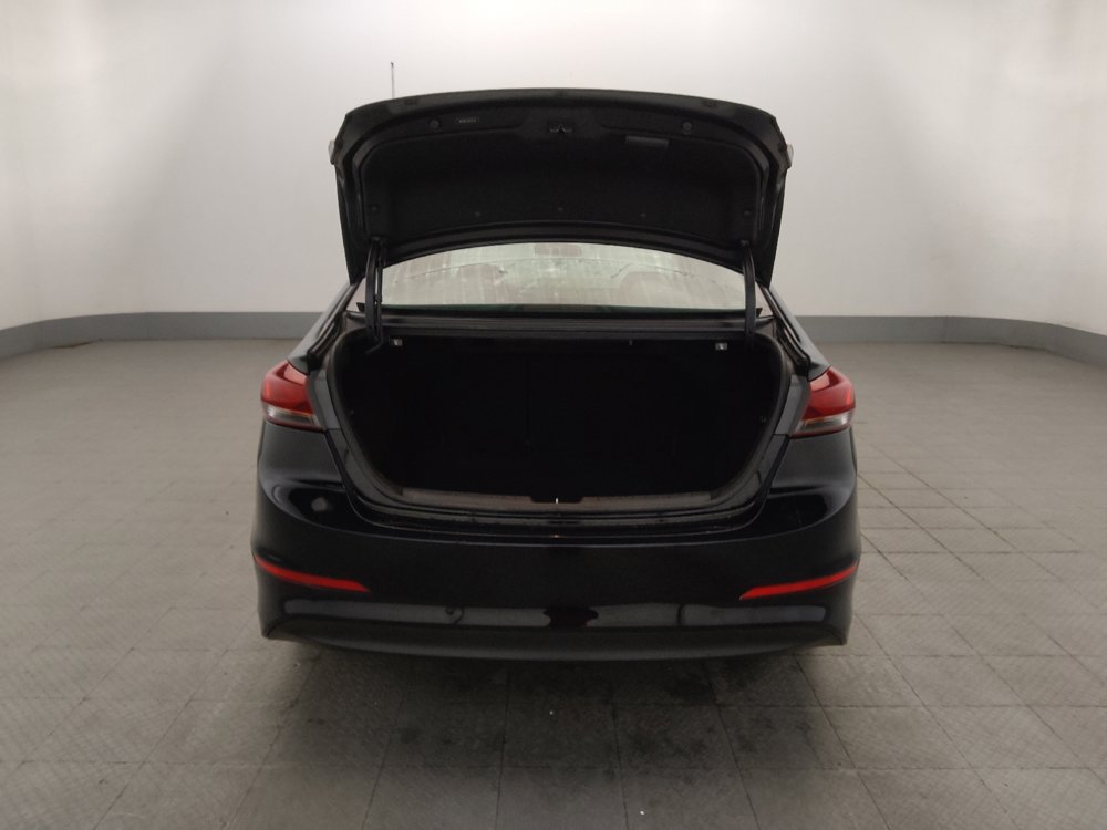 Used 2018 Hyundai Elantra SEL FWD image 29