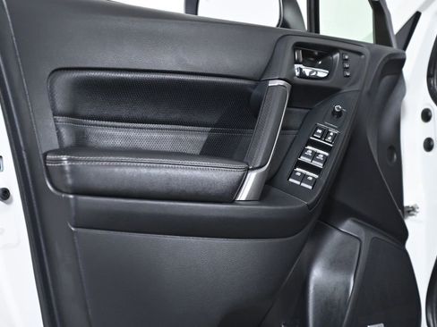 Used 2018 Subaru Forester 2.0XT Touring image 32