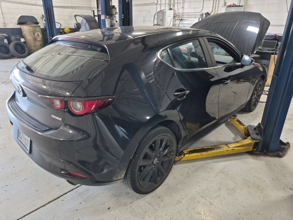 Used 2024 MAZDA MAZDA3 s FWD image 14