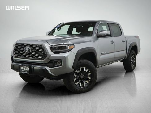 Used 2022 Toyota Tacoma TRD Off-Road image 1