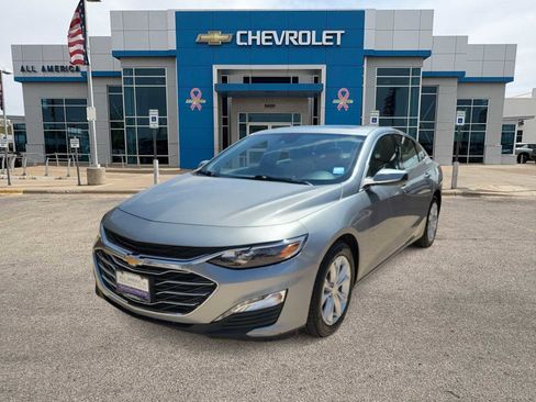 Used 2024 Chevrolet Malibu LT image 1