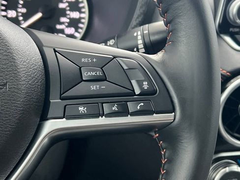 Used 2023 Nissan Sentra SR w/ Electronics Package image 27