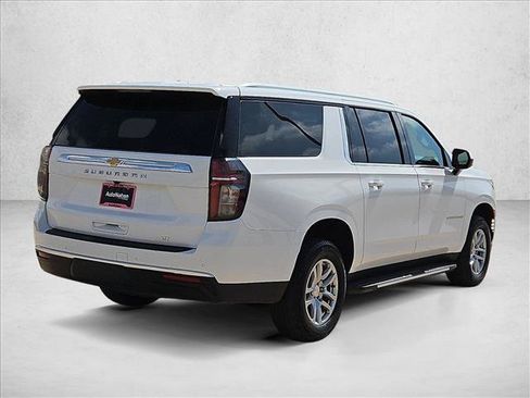 Certified 2024 Chevrolet Suburban LT AWD/4WD image 5