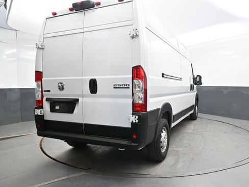 Used 2023 RAM ProMaster 2500 FWD image 6