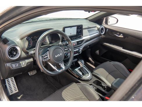 Used 2023 Kia Forte GT-Line w/ GT-Line Premium Package FWD image 13