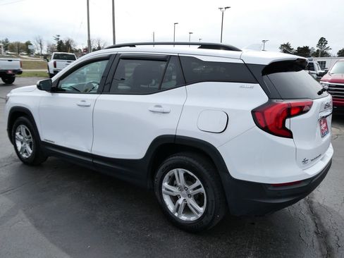 Used 2018 GMC Terrain SLE w/ Driver Convenience Package image 7