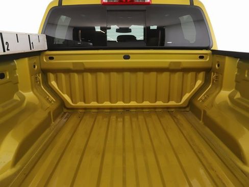 Used 2024 GMC Canyon Elevation w/ Convenience Package image 29