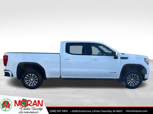Used 2022 GMC Sierra 1500 AT4 w/ AT4 Preferred Package image 5