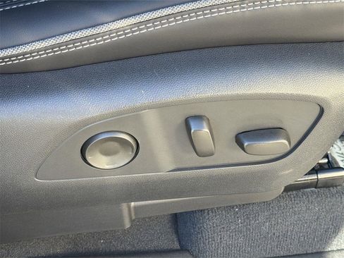 Used 2025 GMC Sierra EV Denali image 33