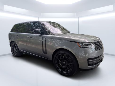 Used 2023 Land Rover Range Rover SE AWD/4WD image 39