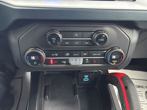 Used 2025 Ford Bronco Heritage Edition image 42