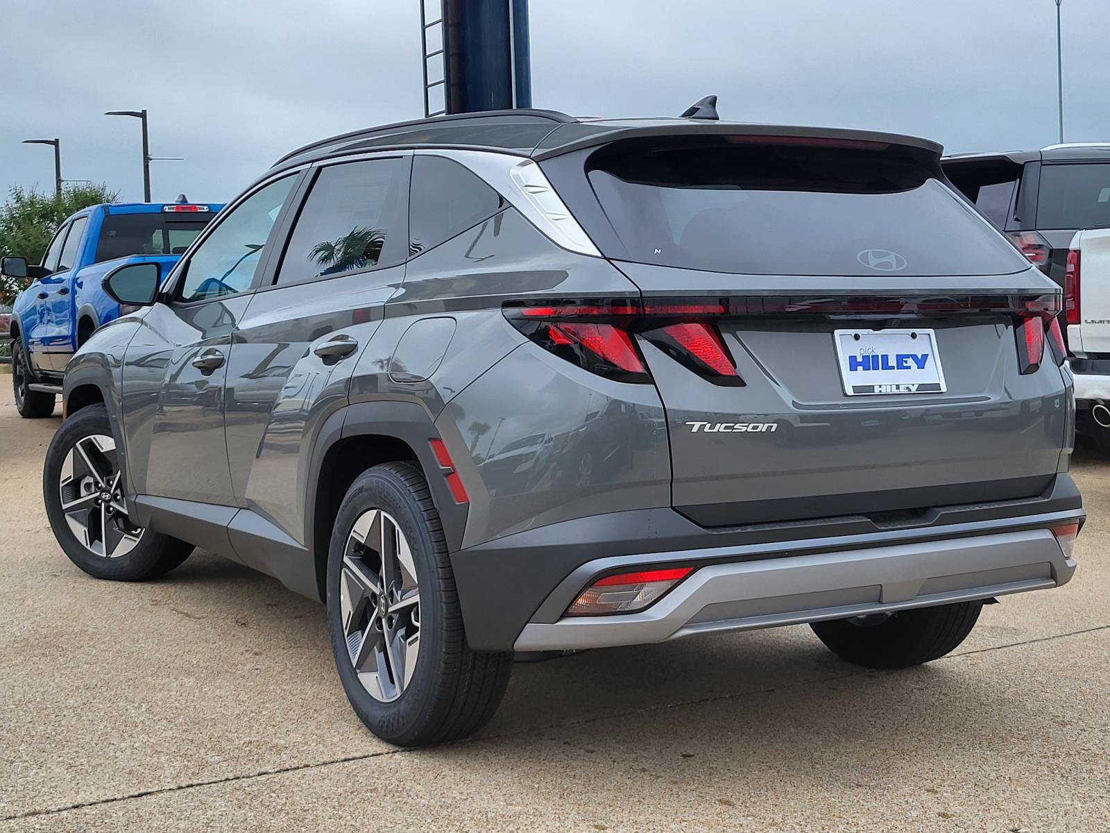 New 2026 Hyundai Tucson SEL FWD image 3