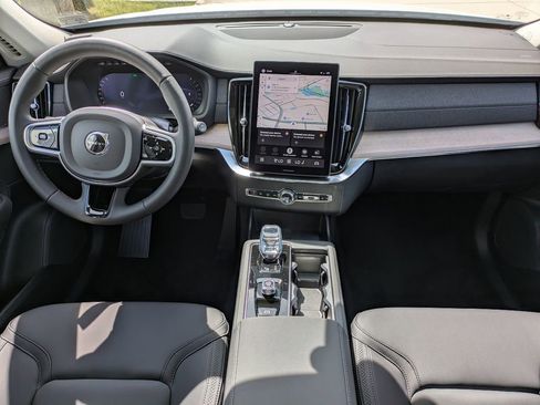New 2026 Volvo XC90 B5 Core AWD/4WD image 15
