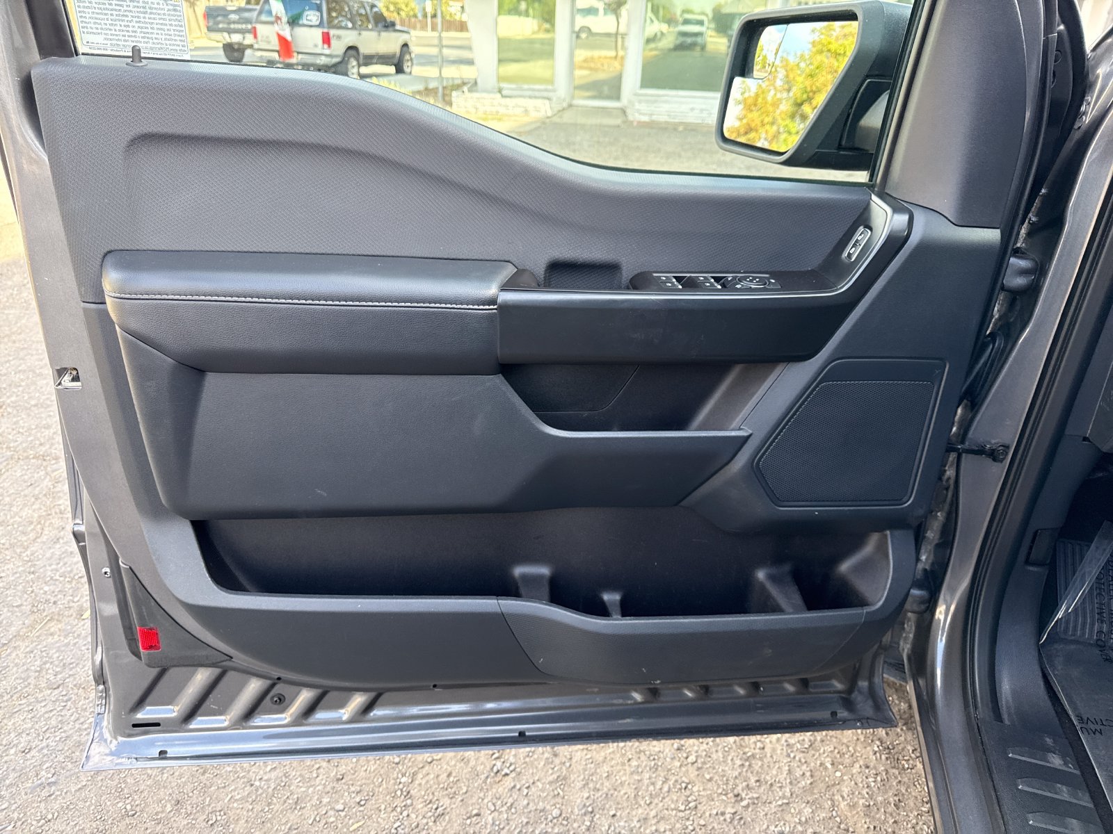Certified 2022 Ford F150 XL w/ STX Appearance Package RWD image 10