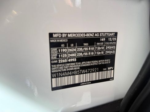 New 2026 Mercedes-Benz GLB 250 4MATIC image 25