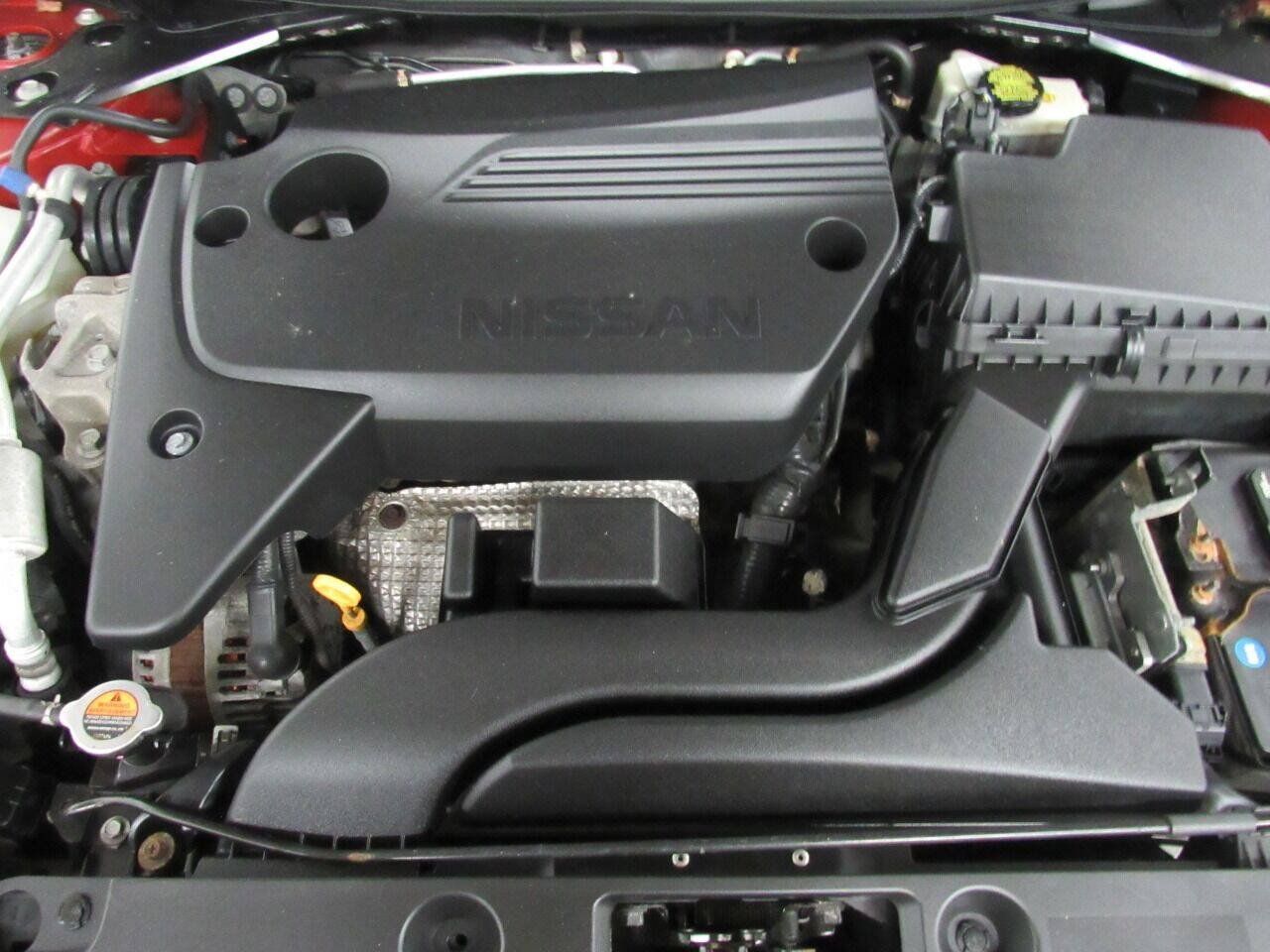 Used 2016 Nissan Altima 2.5 SR FWD image 4