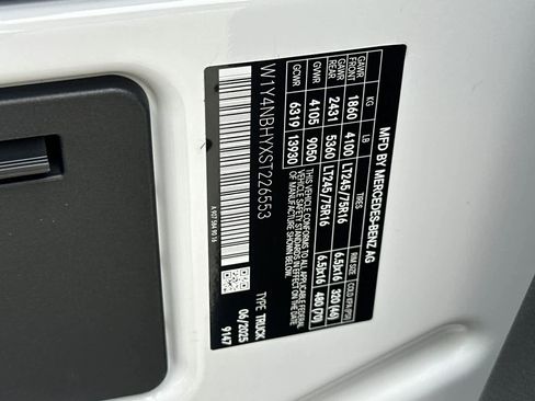 New 2025 Mercedes-Benz Sprinter 2500 image 25