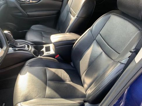 Used 2018 Nissan Rogue SL AWD/4WD image 18