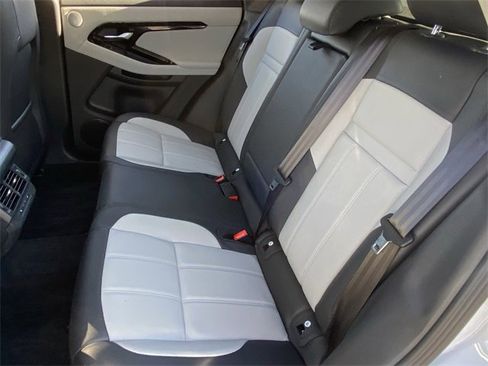 Used 2025 Land Rover Range Rover Evoque Dynamic SE image 24