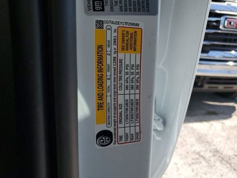 New 2026 GMC Sierra 2500 AT4X AWD/4WD image 33