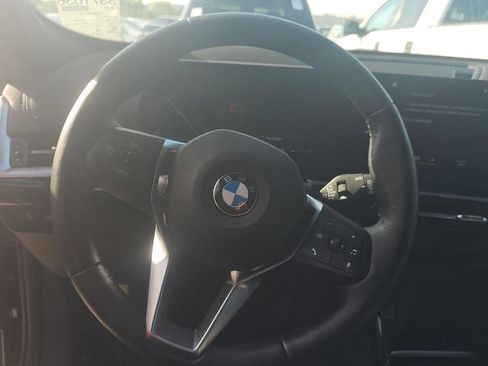 Used 2023 BMW X1 xDrive28i w/ Premium Package AWD/4WD image 4