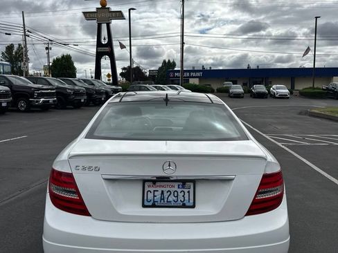 Used 2014 Mercedes-Benz C 250 Coupe image 4