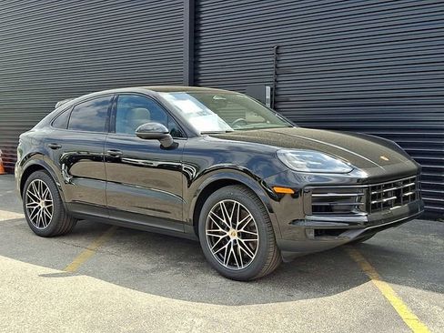 New 2026 Porsche Cayenne Coupe AWD/4WD image 9