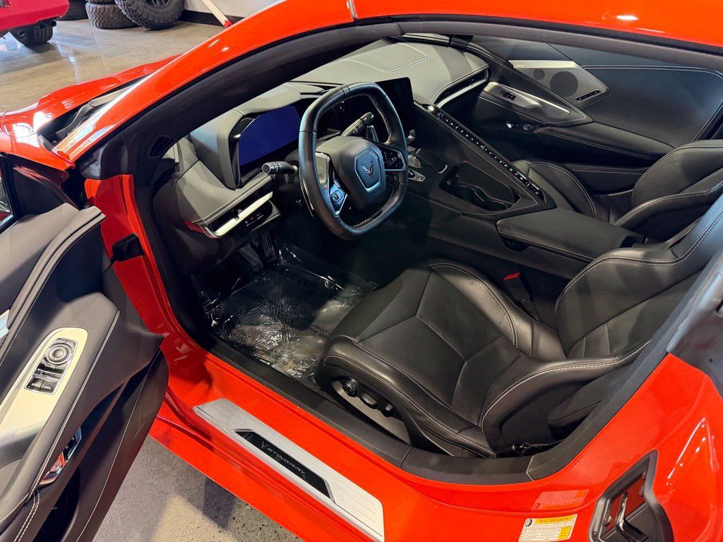 Used 2021 Chevrolet Corvette Stingray Preferred Cpe w/ Battery Protection Package RWD image 11