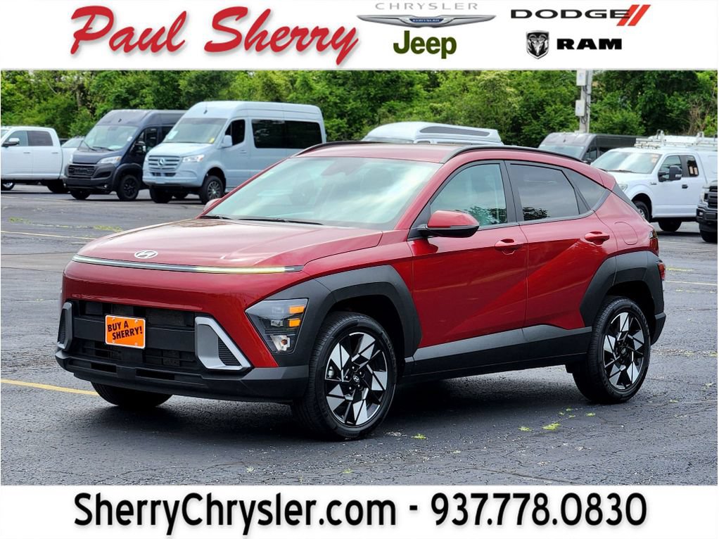 Used 2024 Hyundai Kona SEL AWD/4WD image 1