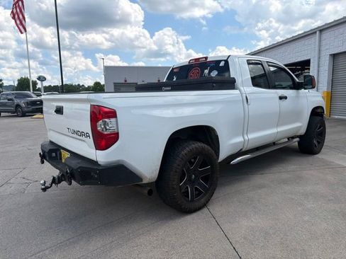 Used 2017 Toyota Tundra SR5 w/ SR5 Upgrade Package AWD/4WD image 17