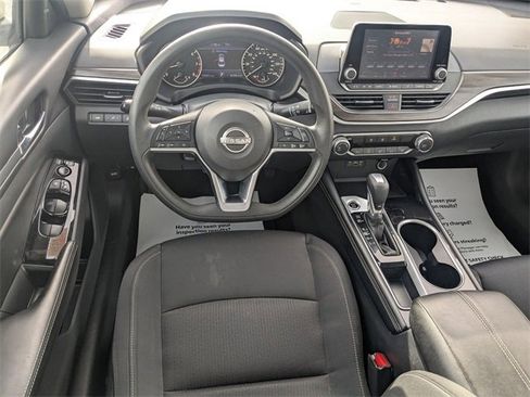 Used 2023 Nissan Altima 2.5 SV image 28