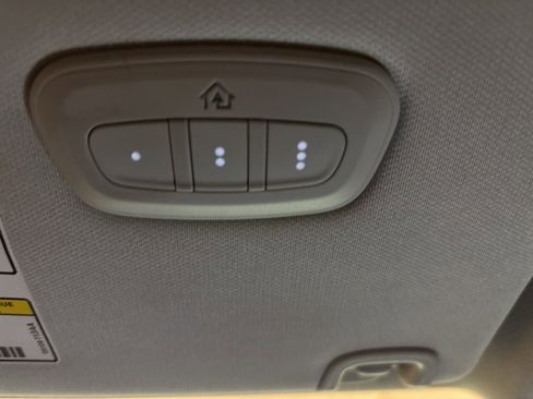 Used 2019 Jeep Cherokee Overland image 20