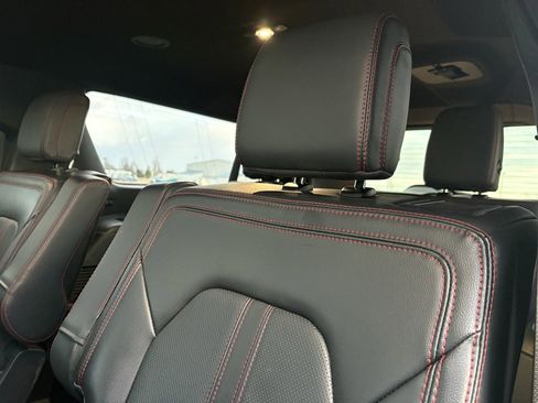 Used 2022 Ford Expedition Max Limited image 53