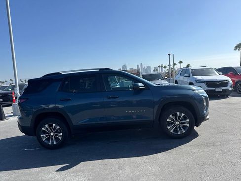 Used 2025 Chevrolet Equinox LT w/ Convenience Package II FWD image 4