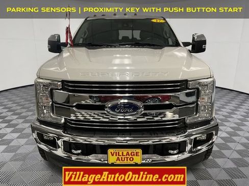 Used 2017 Ford F250 Lariat w/ Lariat Ultimate Package AWD/4WD image 6